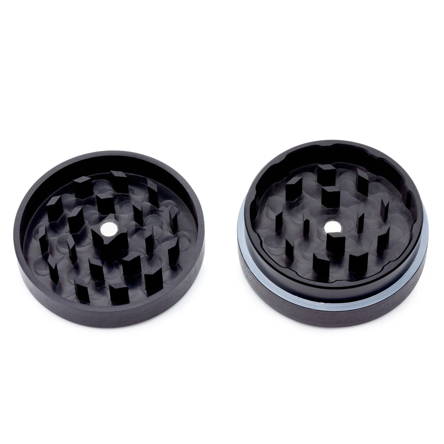 420 Science 2-Piece Grinder 6 420 Science 2-Piece Grinder - Image 4