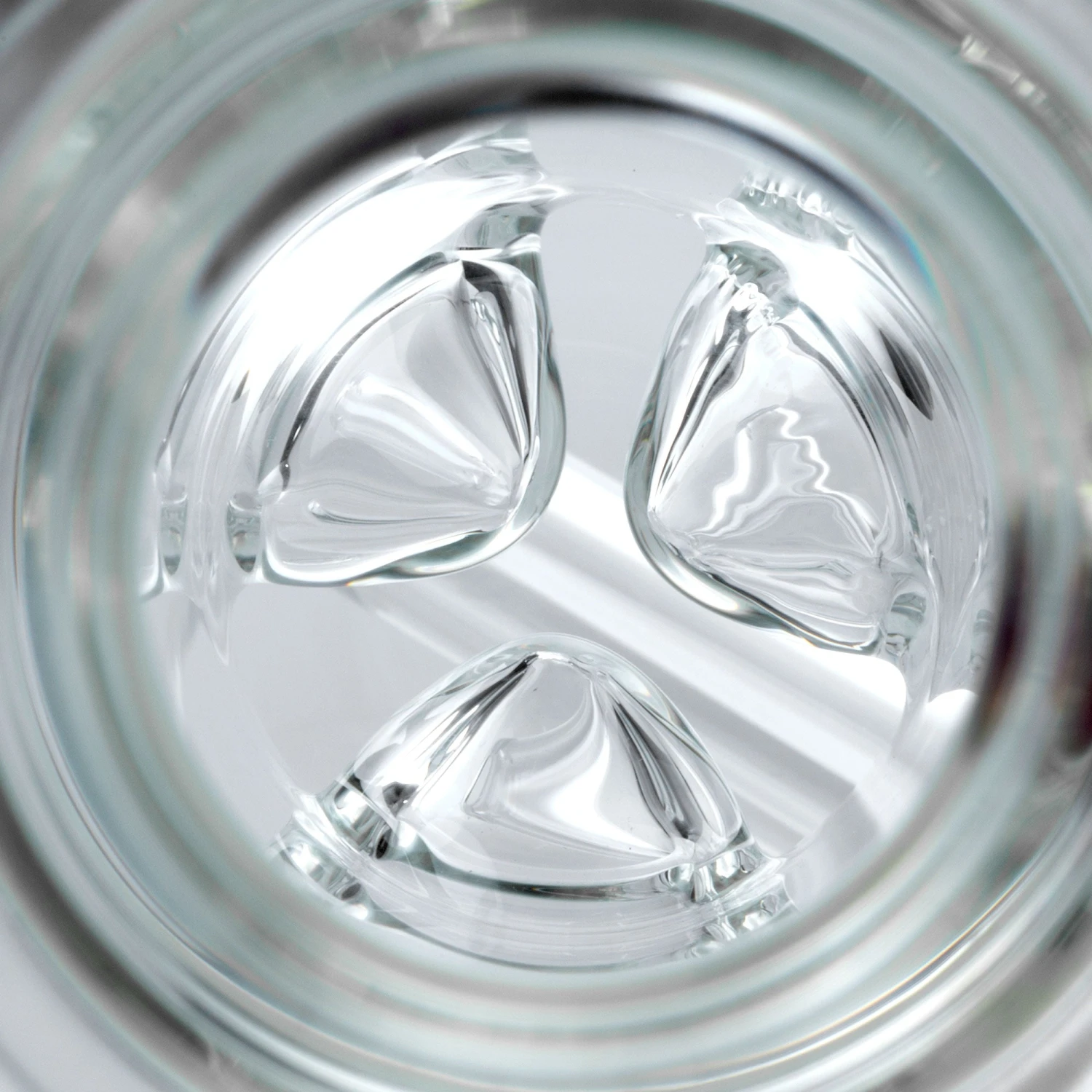 Zombie Hand Studios 11in Beaker Bong 7 Zombie Hand Studios 11in Beaker Bong - Image 5